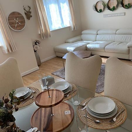Modern Flat Apartment วัตฟอร์ด ภายนอก รูปภาพ
